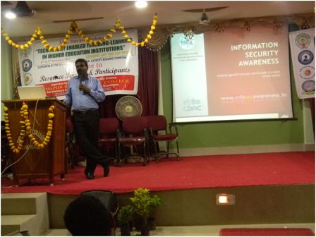 Sri. M. Kumar from C-DAC Delivering a Lecture on â€œDigi Locker and E Content for M Learning and Mobile based Educational Labsâ€ on 8-10-2015